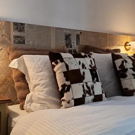 Le Clos De La Tour D'oerrianh B&B *