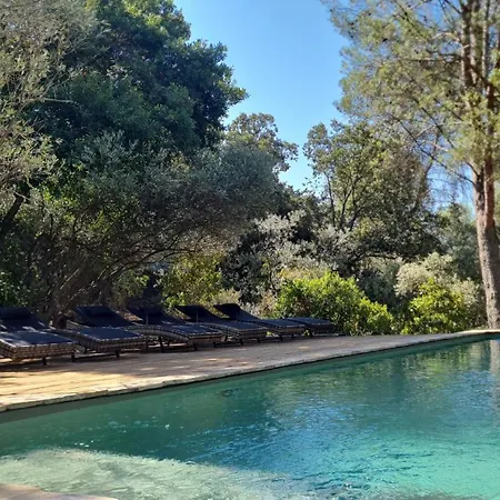 Bed and Breakfast Le Clos De La Tour D'oerrianh *